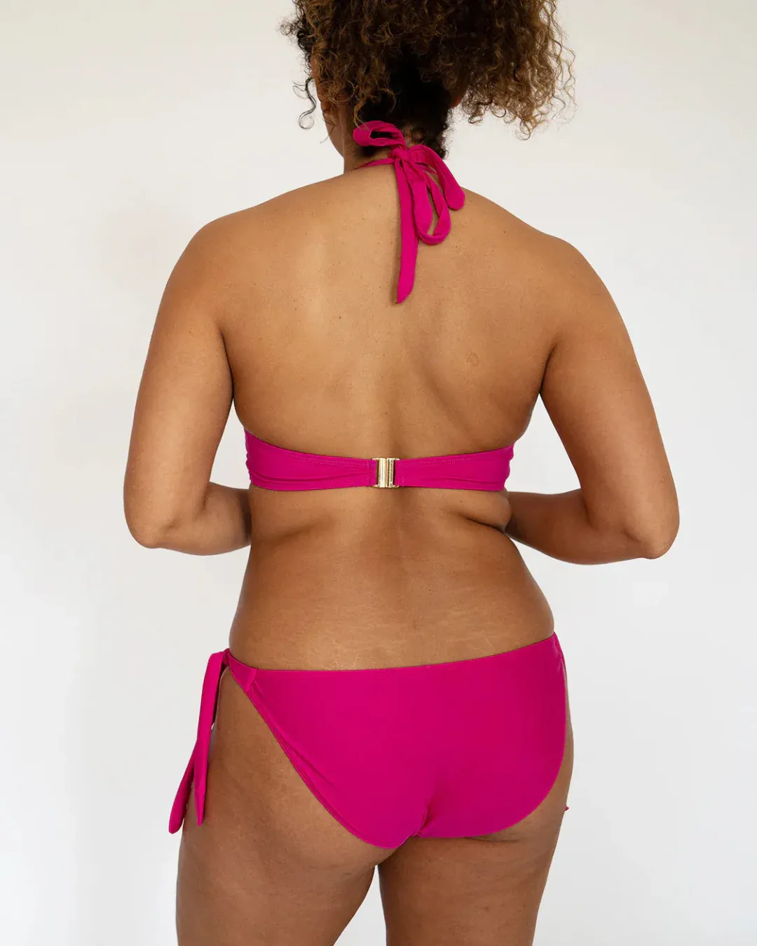 Conjunto de Bikini con Diseño Elegante y Atemporal - Imagen 7