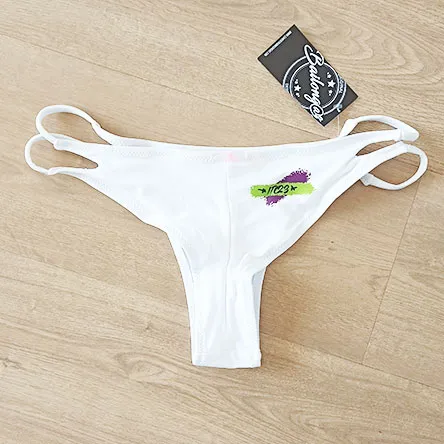 Bikini blanco Twerk ITC 2023 - Imagen 3